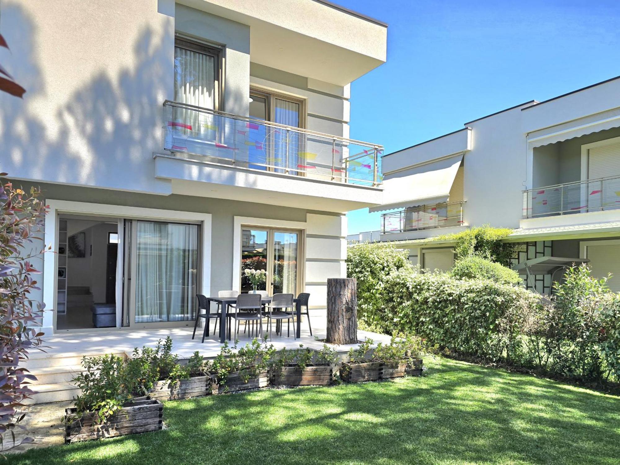 Modern Villas At Perla Resort Durrës Kültér fotó