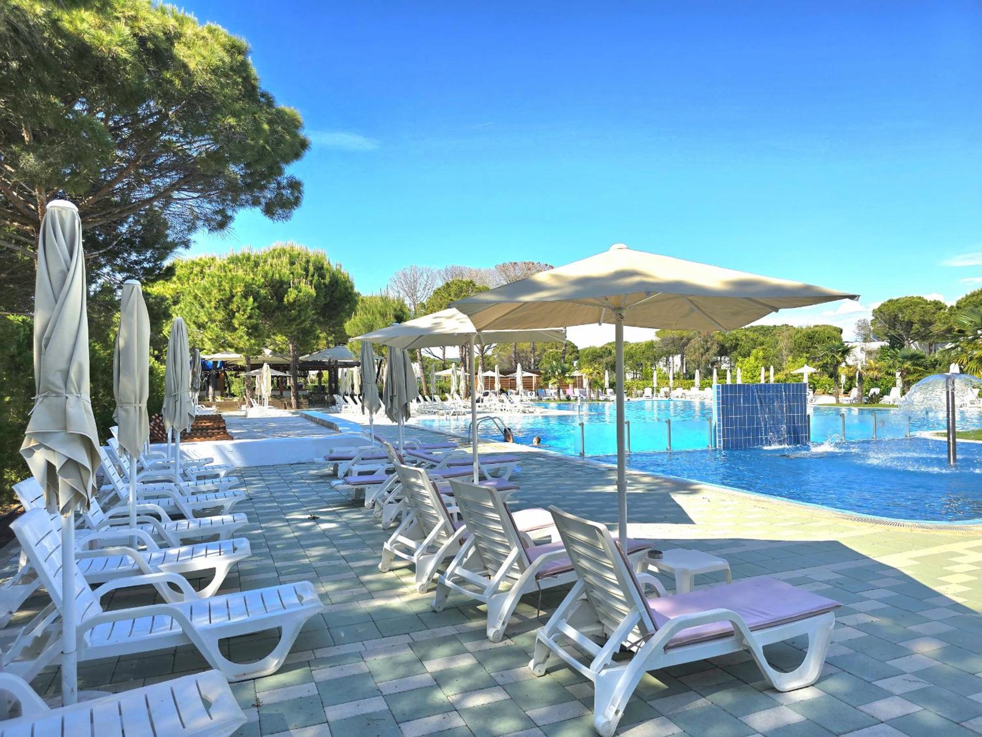 Modern Villas At Perla Resort Durrës Kültér fotó